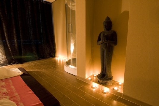 Massage room 'Uthai Thani' Mandarin Spa Uden (2)