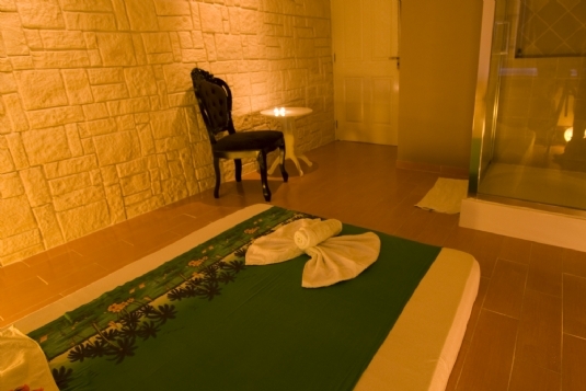 Massage room 'Bangkok' Mandarin Spa Uden (4)